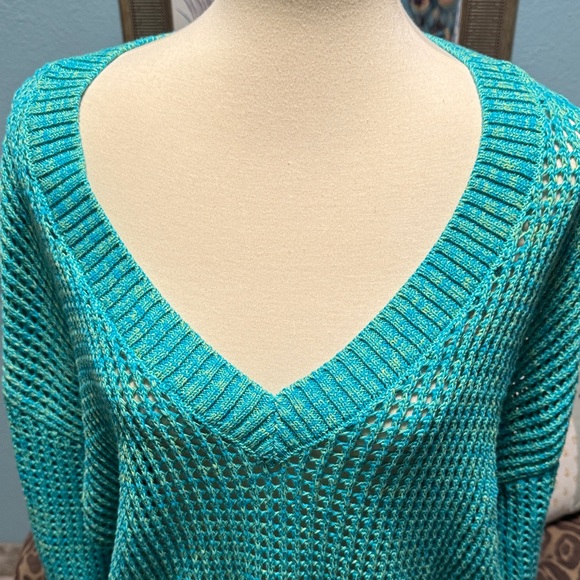 Torrid Teal V-Neck Sweater - Picture 2 of 11